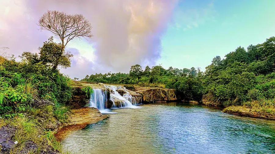 Thlumuwi Falls Meghalaya – Serene Escape Amidst Nature